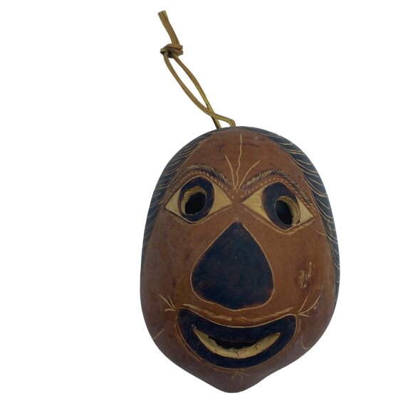 Vtg Tribal Man Mask Gourd Art Wall Hanging Hand Carved 7" x 5.5" - Picture 1 of 7
